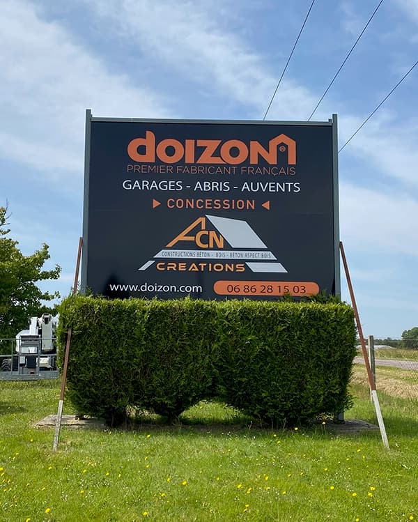 Panneau signalétique à Bernay dans l'Eure en Normandie