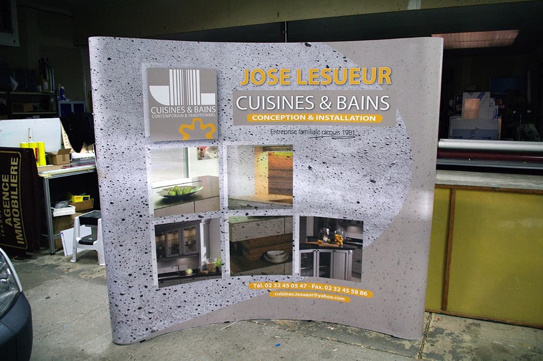 Stand parapluie à Bernay dans l'Eure en Normandie